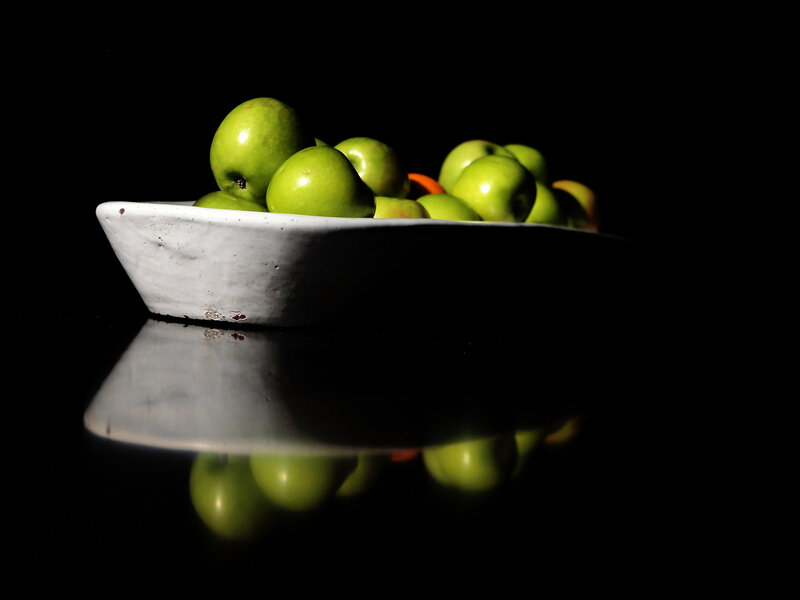 Green Apples in Bowl — Black