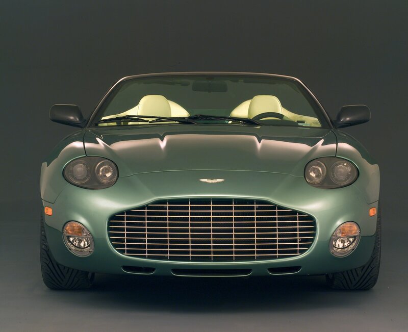 Green Aston Martin DB7 Vantage