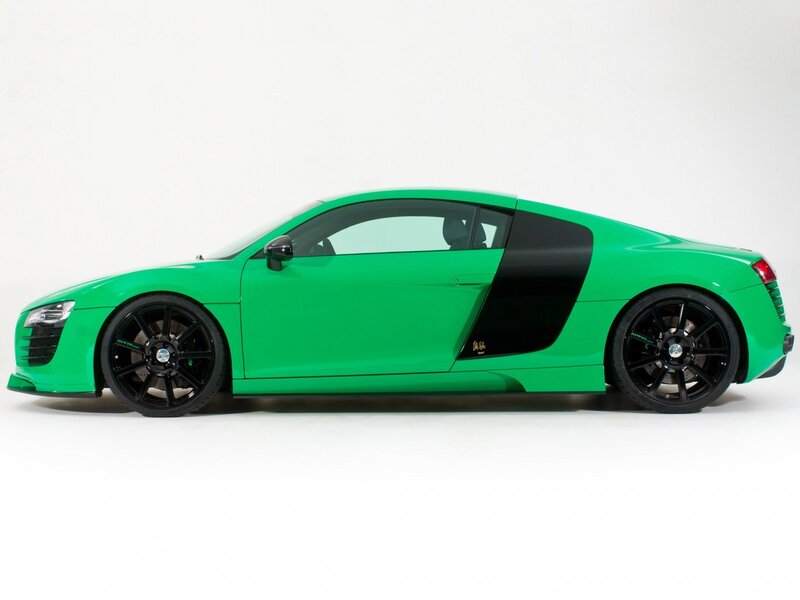 green audi r8 sports car