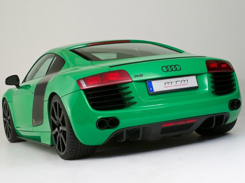 green audi r8 sports car