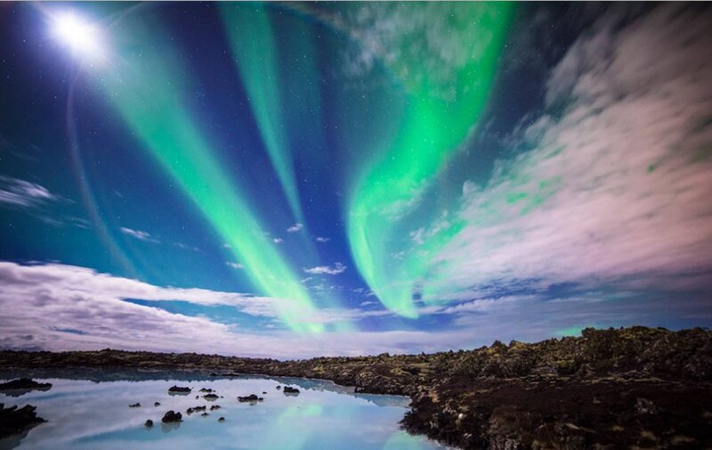 Green Aurora Borealis — Dramatic, Night, Photograph, Sky