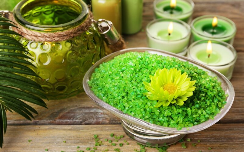 Green Bath Salts in Bowl — Calm