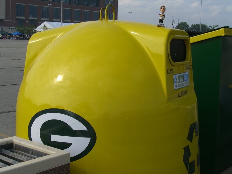 Green Bay Packers recycling bin