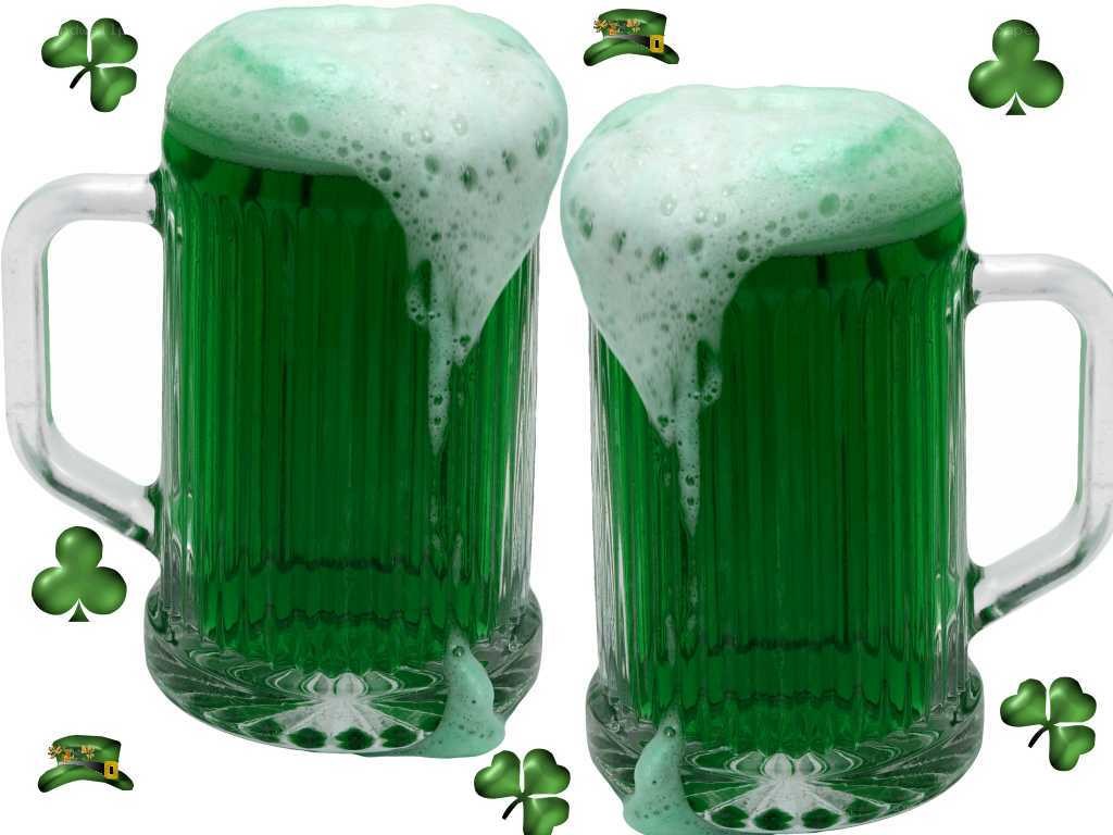 green beer mugs with shamrocks