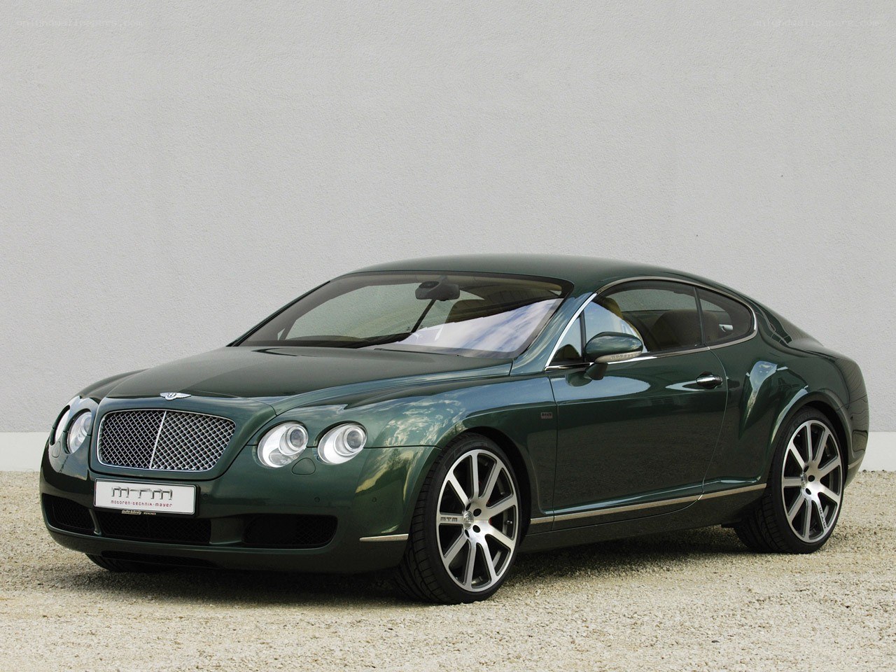 Green Bentley Continental GT
