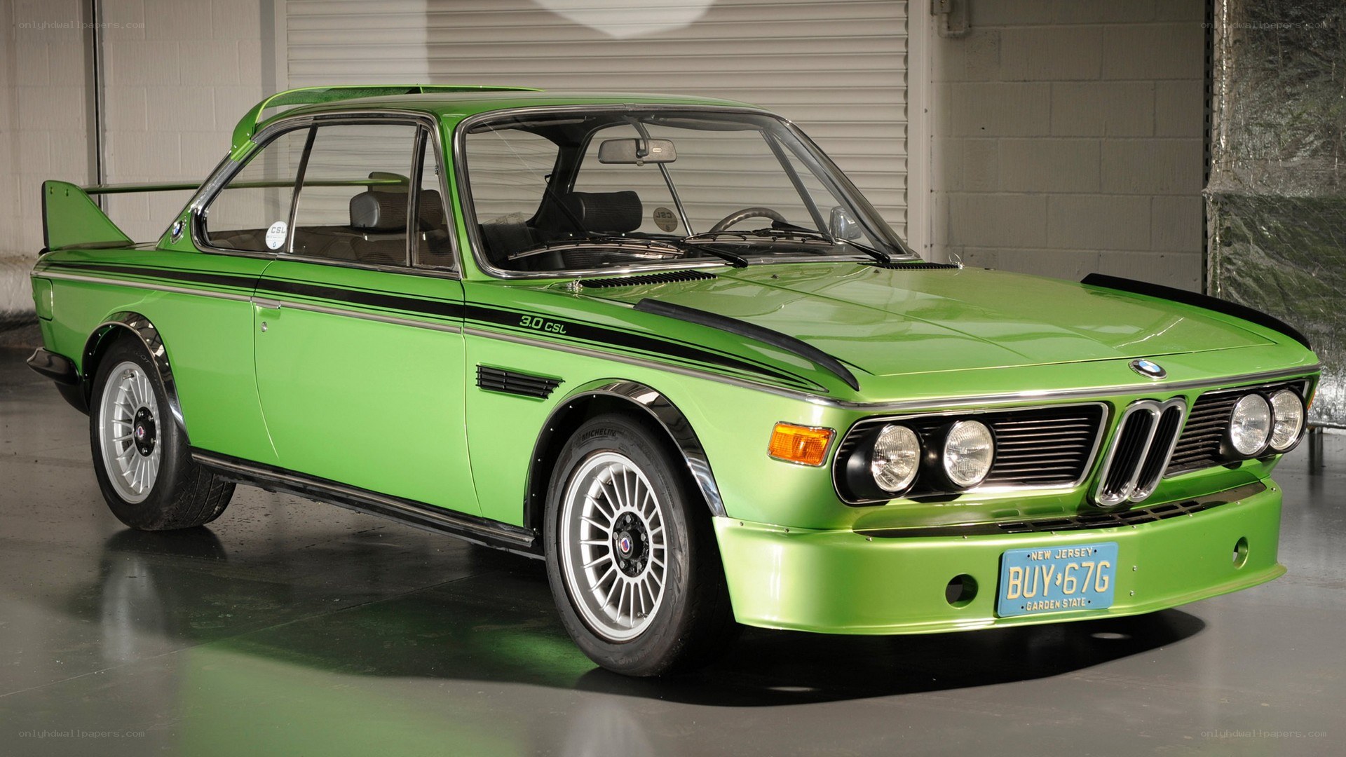 green bmw 3.0 csl car