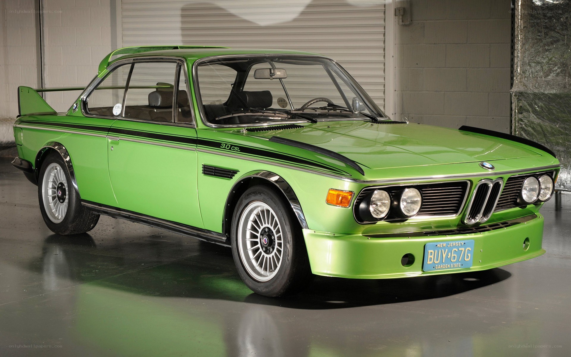 Green BMW 3.0 CSL