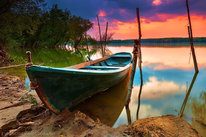 Green Boat on Shore — Blue, Serene