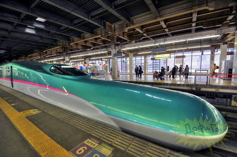 Green Bullet Train
