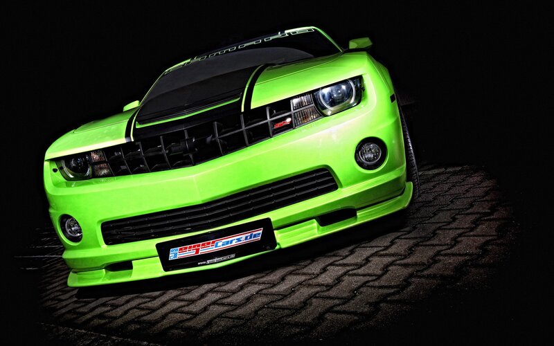 green camaro sports car