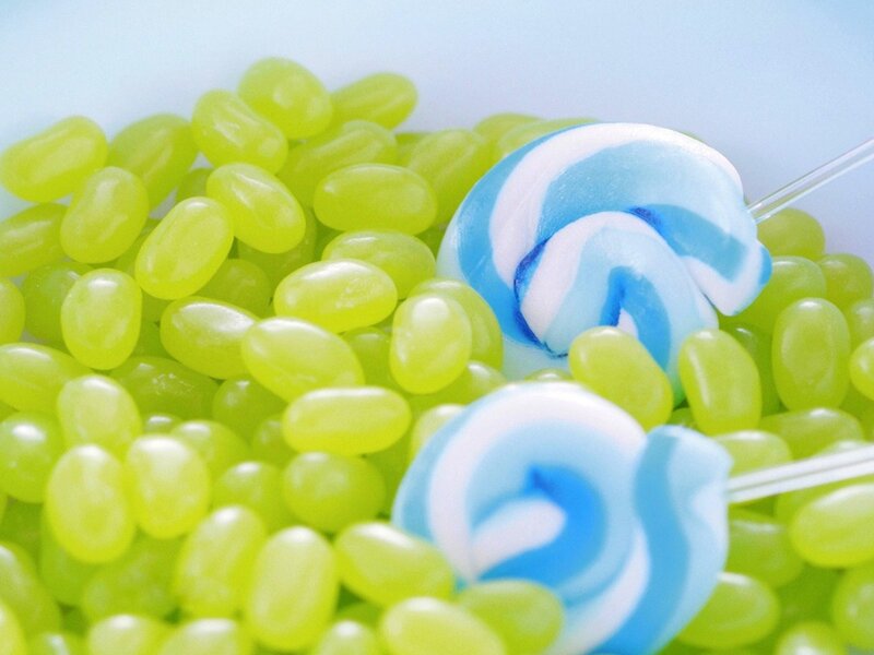 green candies and blue lollipops