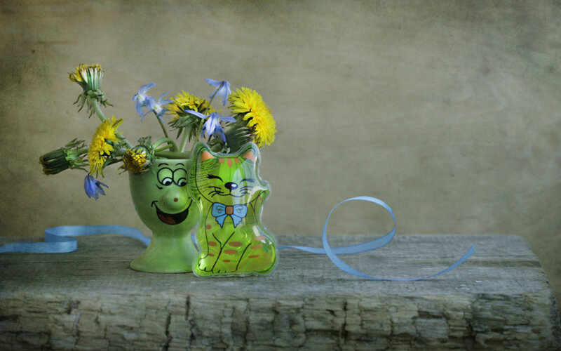 Green Cat-shaped Vase