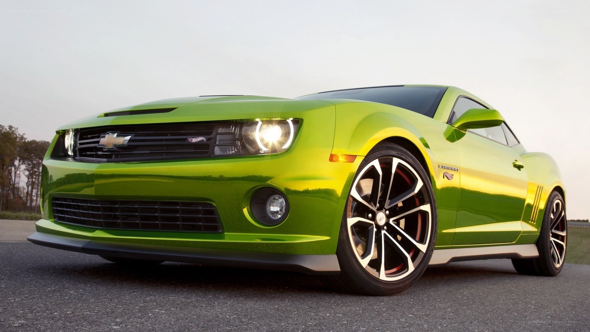 green chevrolet camaro concept