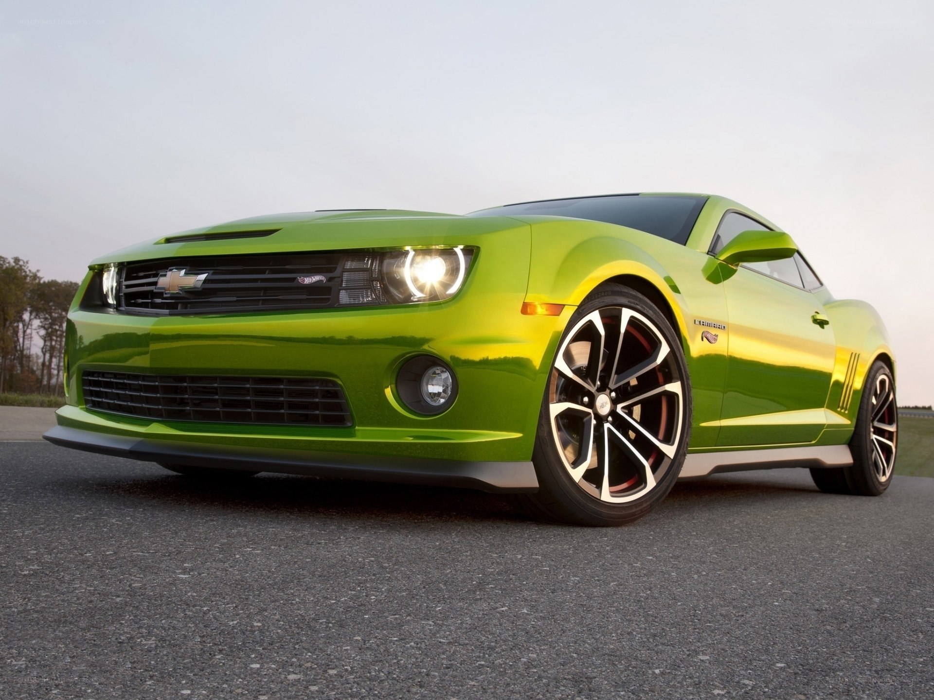 Green Chevrolet Camaro concept