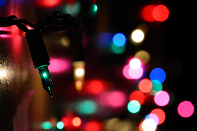 Green Christmas Light — Red