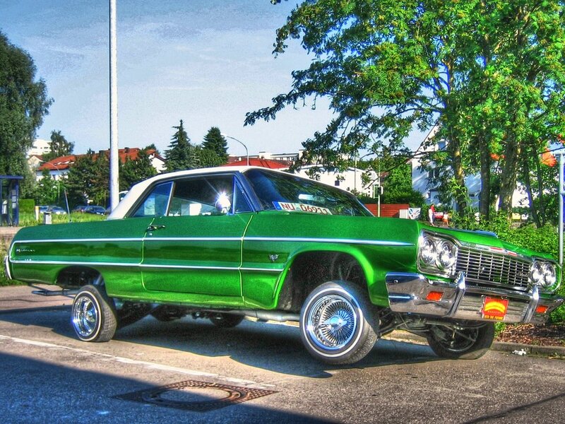Green Classic Car — Bright, Afternoon