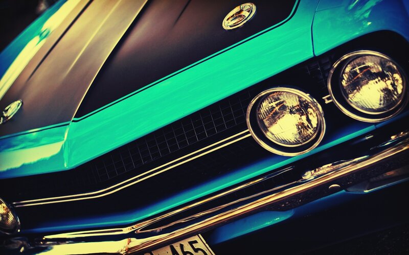 Green Classic Car Front — Teal