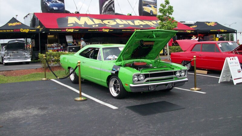 Green Classic Car — Outdoor, Afternoon, Photograph, Car Show, Red Car