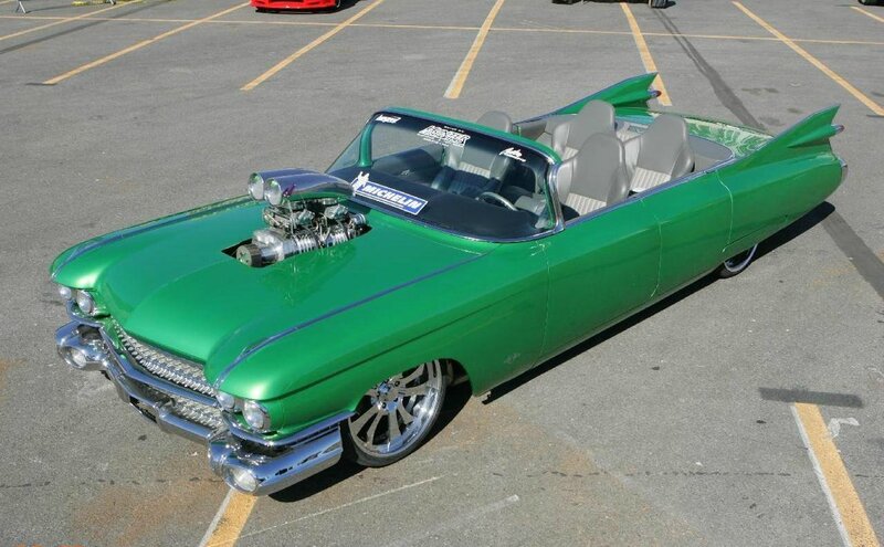 Green Classic Car — Showcase, Afternoon, Photograph