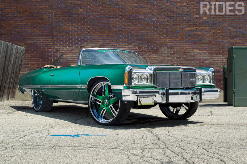 Green Classic Car — Static
