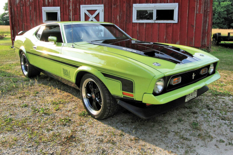 Green Classic Muscle Car — Lime Green, Calm