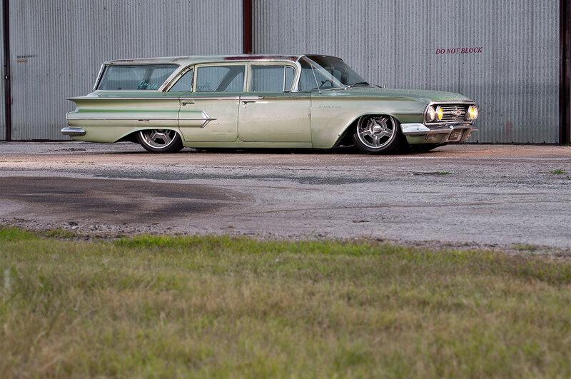 Green Classic Station Wagon — Calm