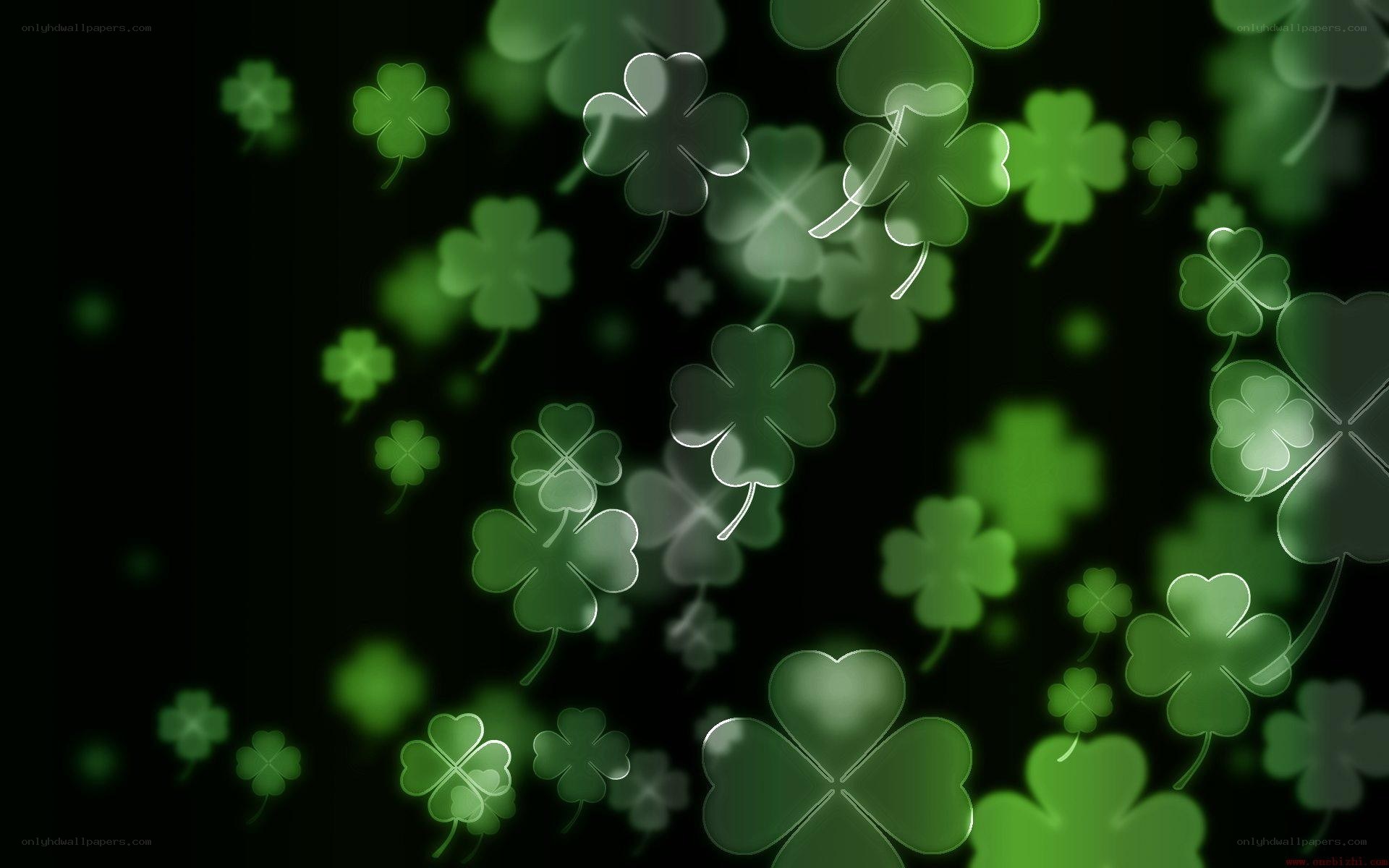 green clover leaf background