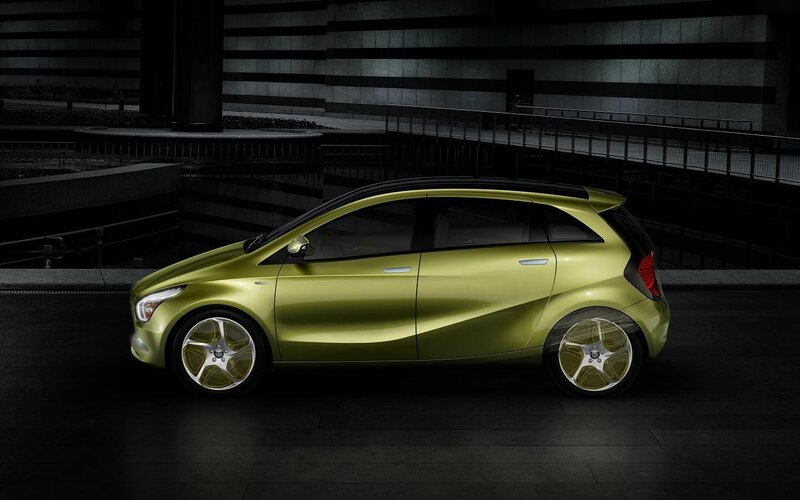 Green Concept Car — Dramatic, Night