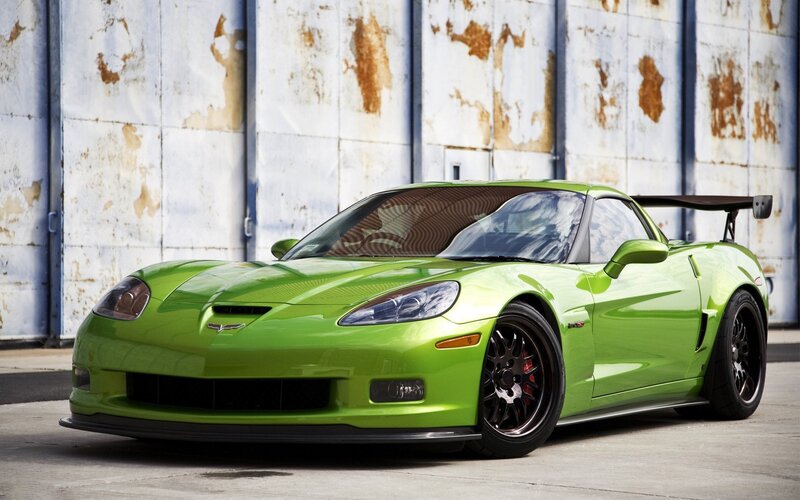 green corvette sports car