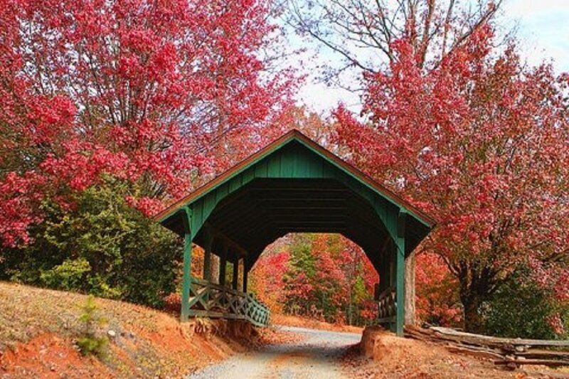 Green Covered Bridge — Red