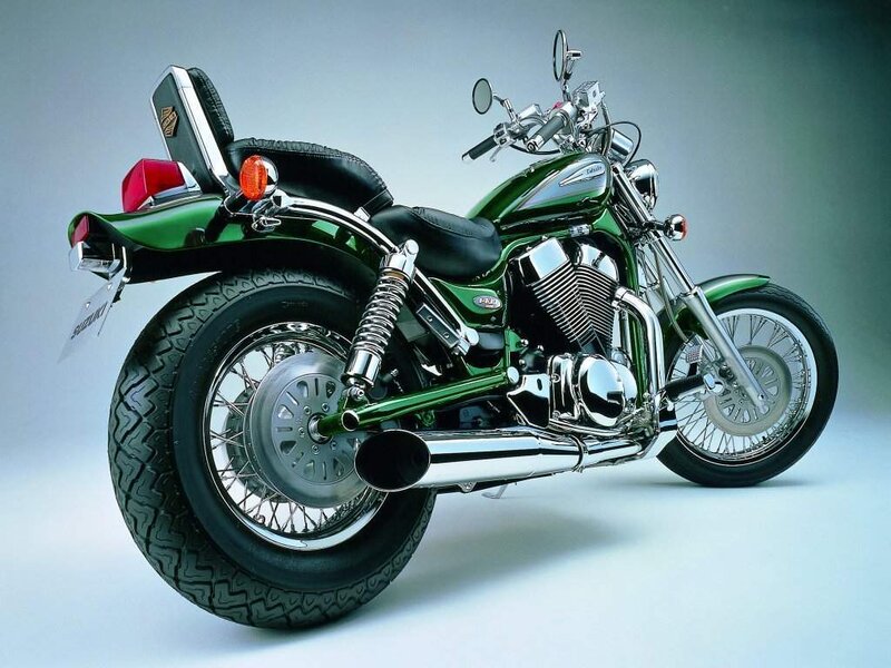 green cruiser motorcycle