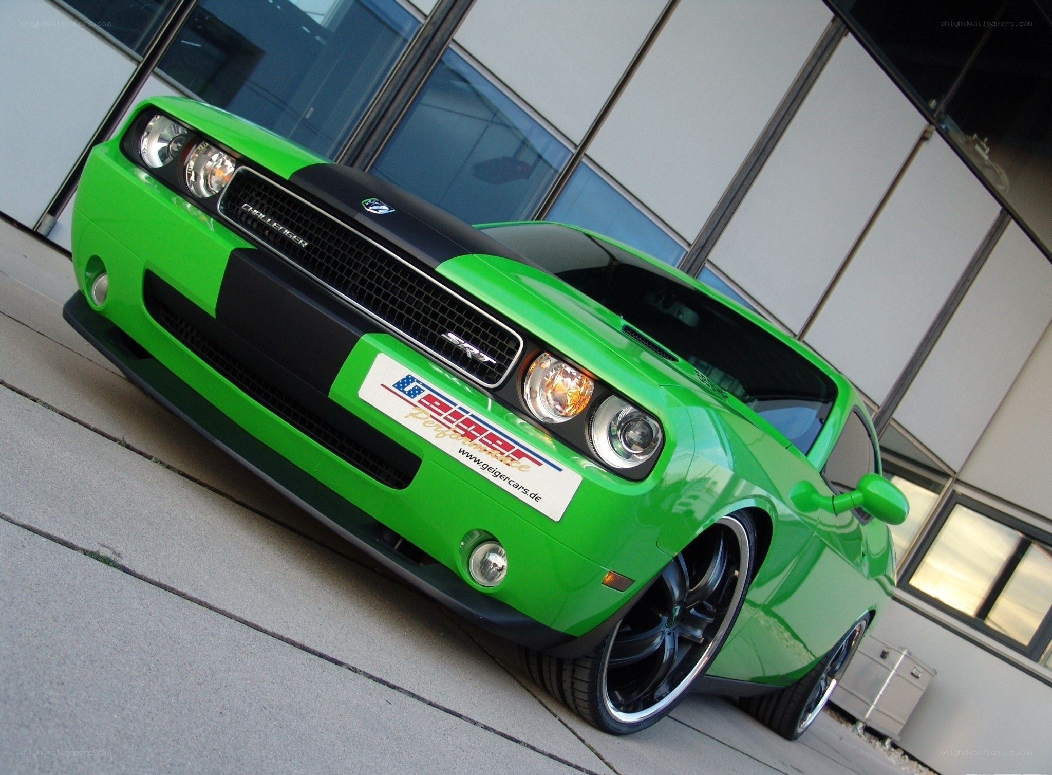 green dodge challenger srt8