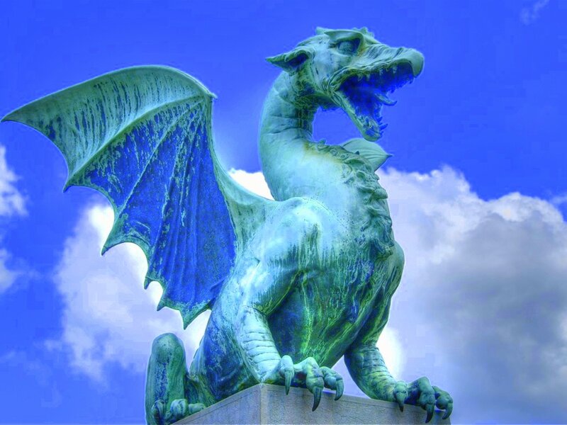 Green Dragon Statue — Blue