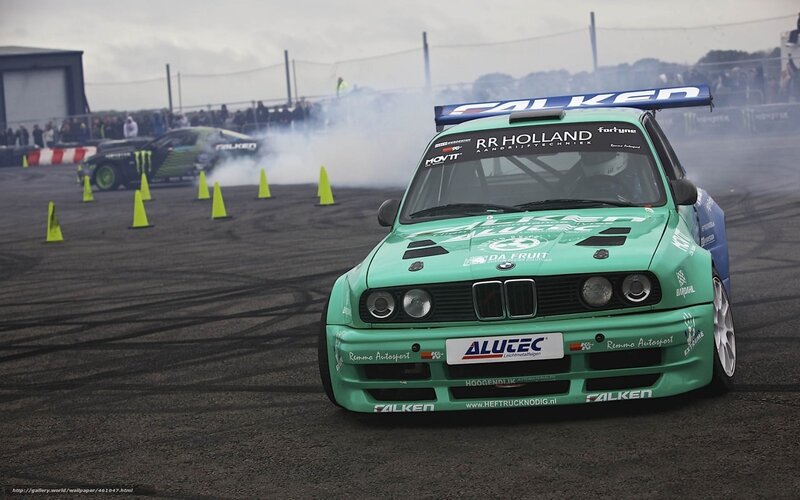 Green Drift Car — Dynamic, Photograph, Smoke