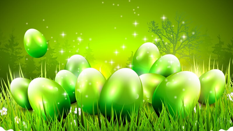 Green Easter Eggs in Grass — Festive, Spring
