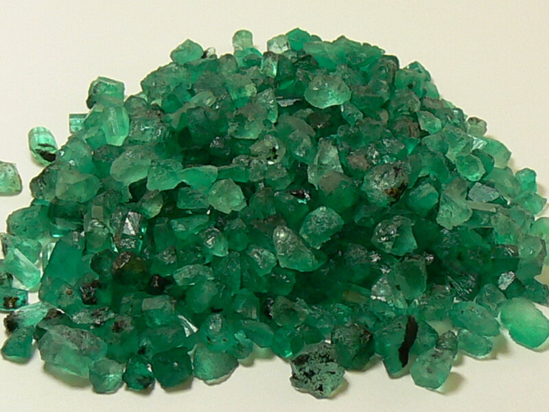 green emerald crystals