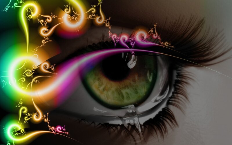 Green Eye with Light Effects