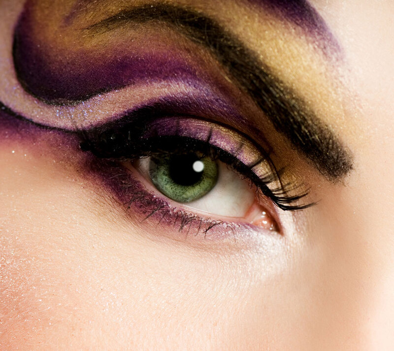 Green Eye with Purple Makeup