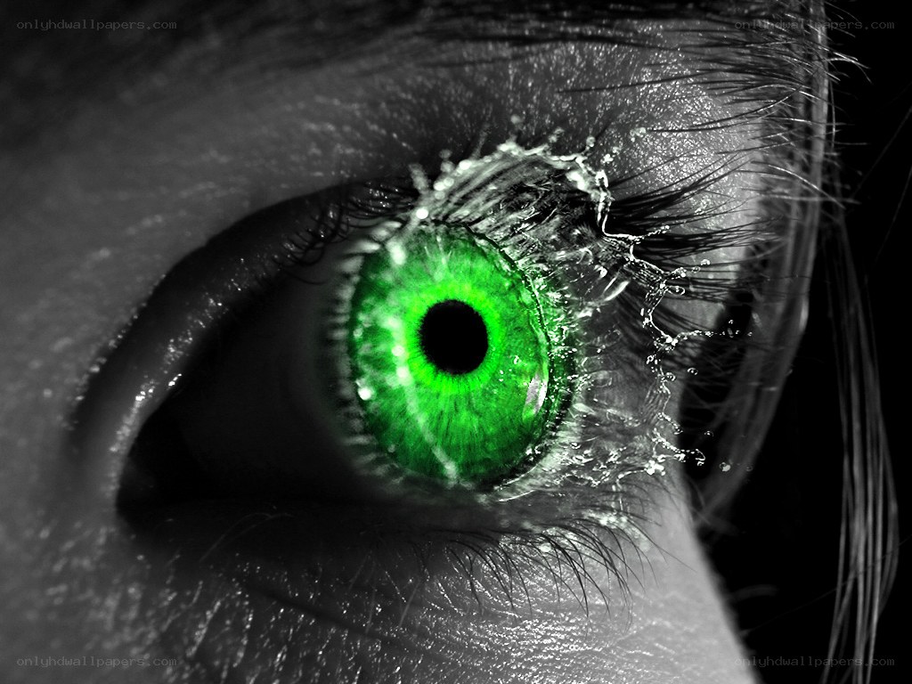 green eye with water splash