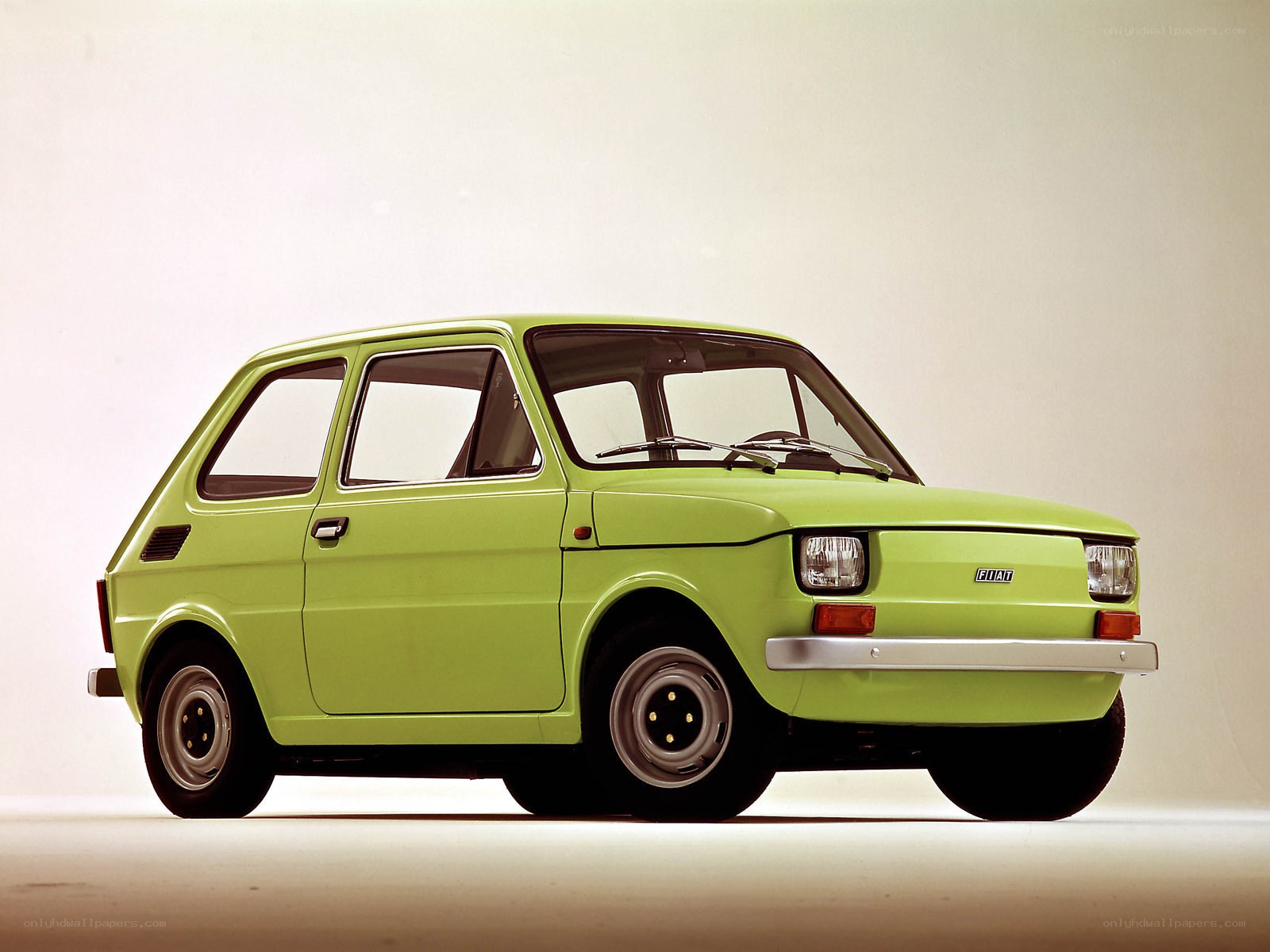 Green Fiat 127 car