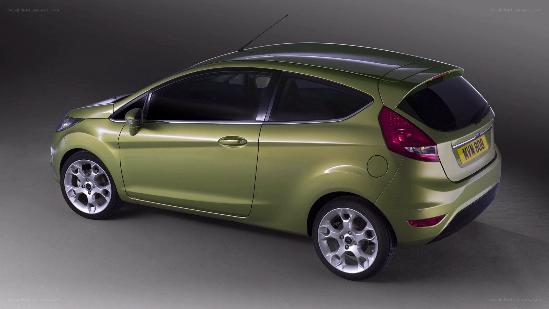 green ford fiesta hatchback