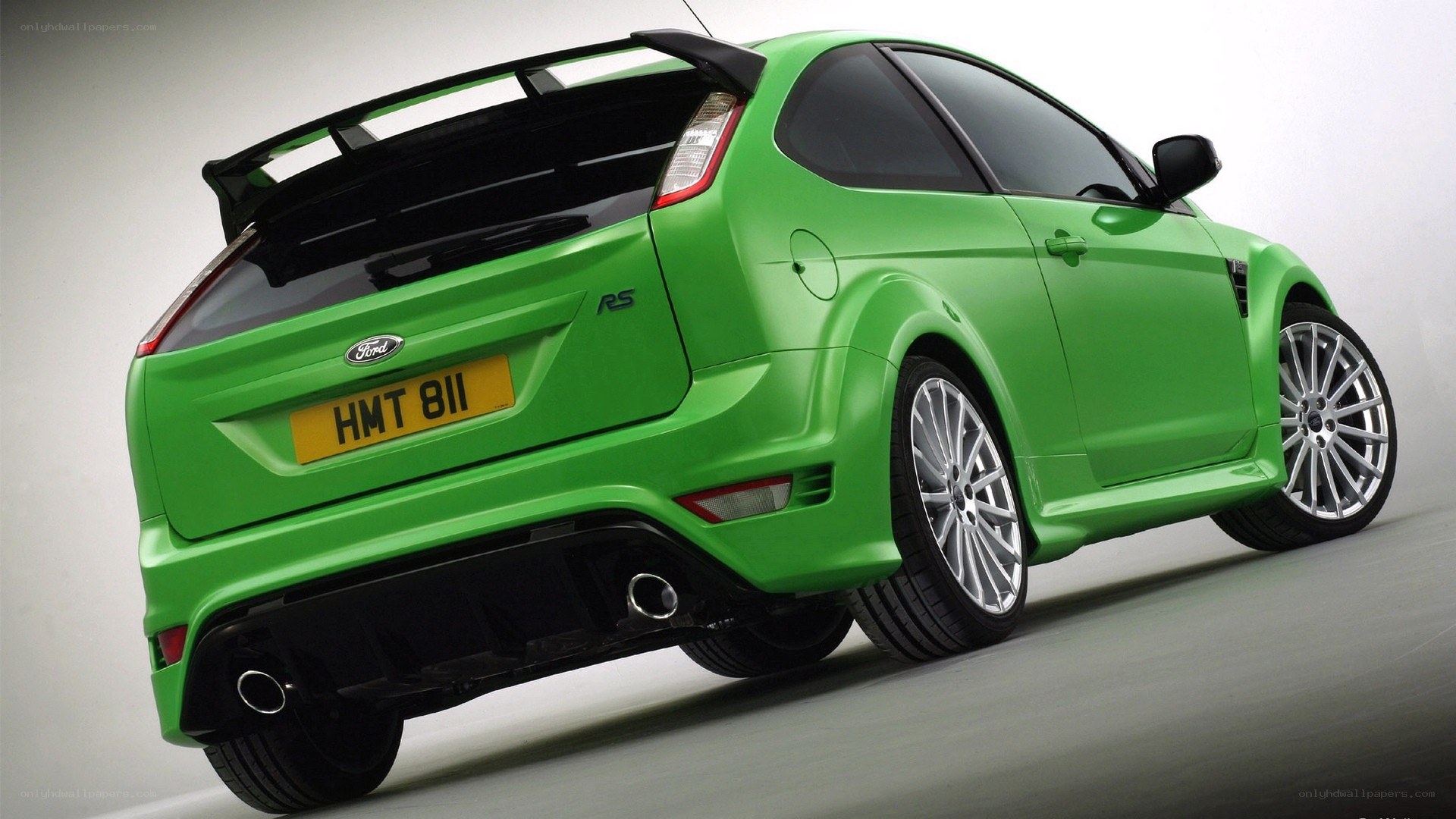 green ford focus rs