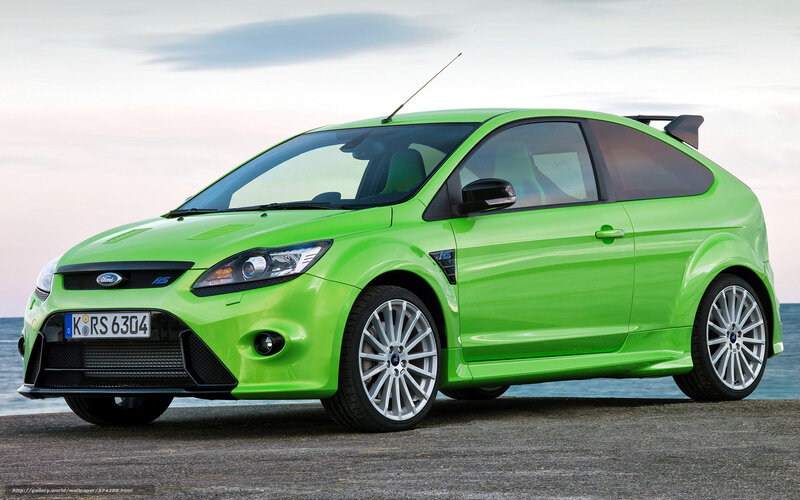 Green Ford Focus Rs — Lime Green, Calm