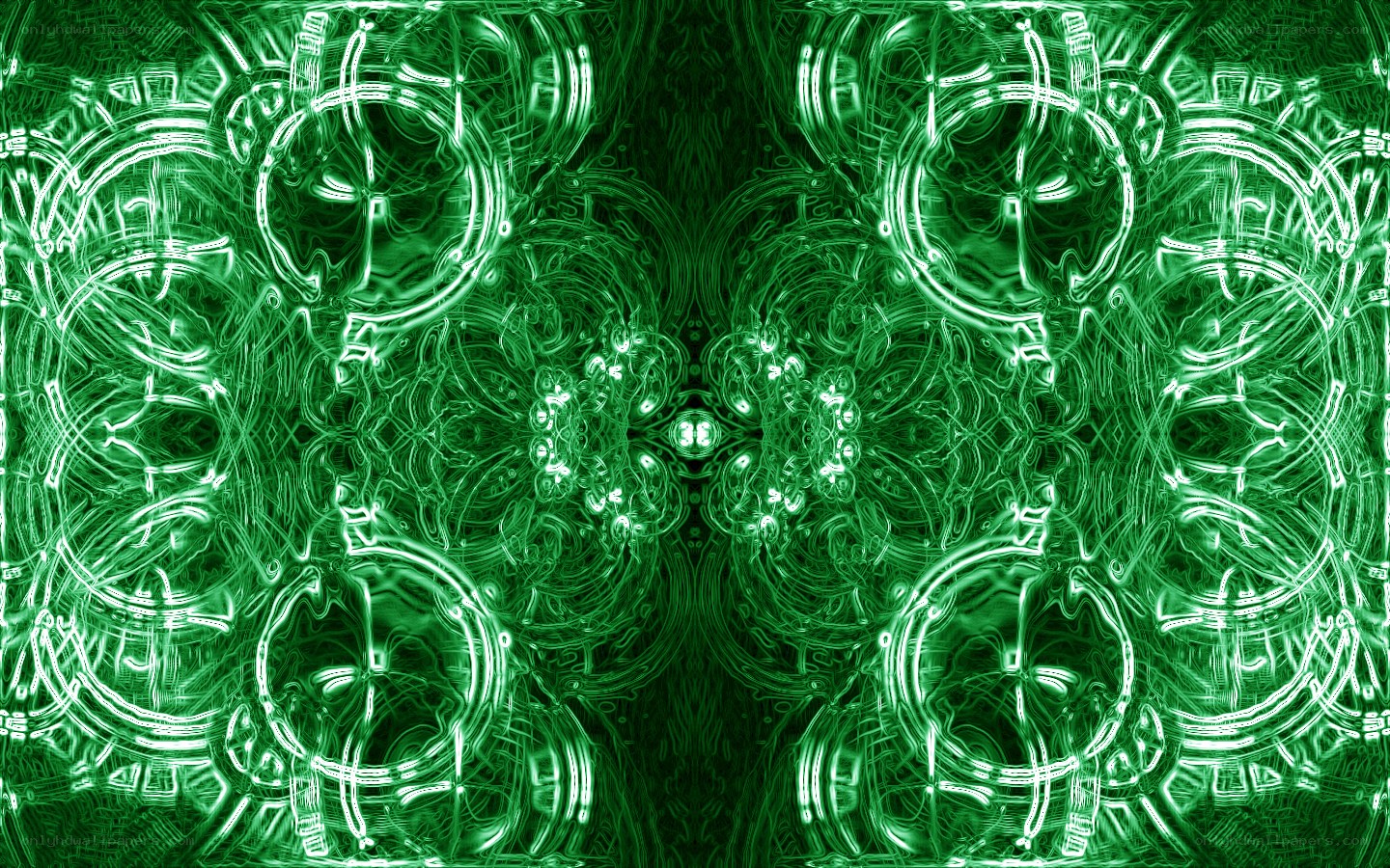 green fractal symmetry pattern