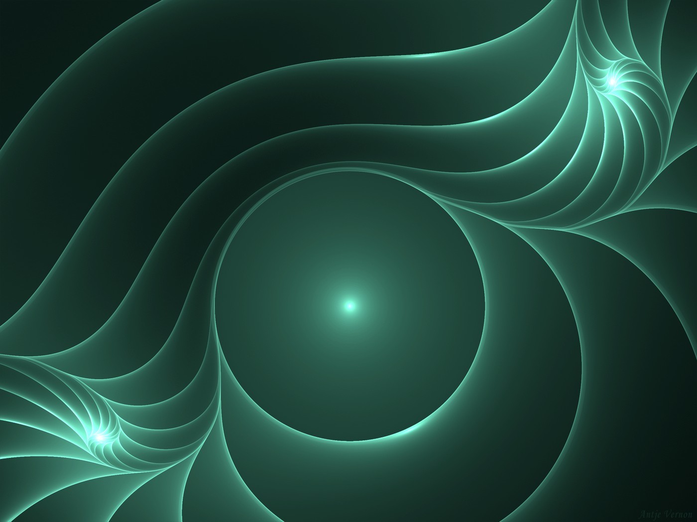 Green fractal wave patterns