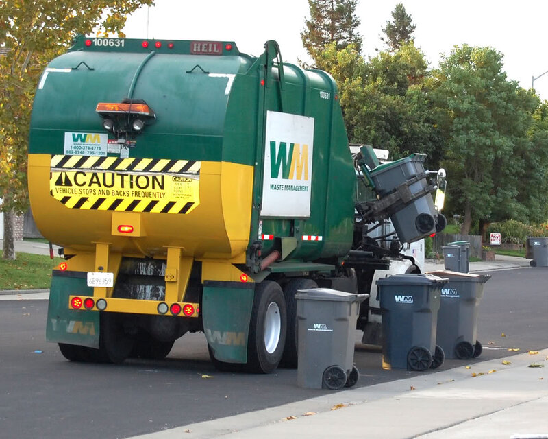 Green Garbage Truck