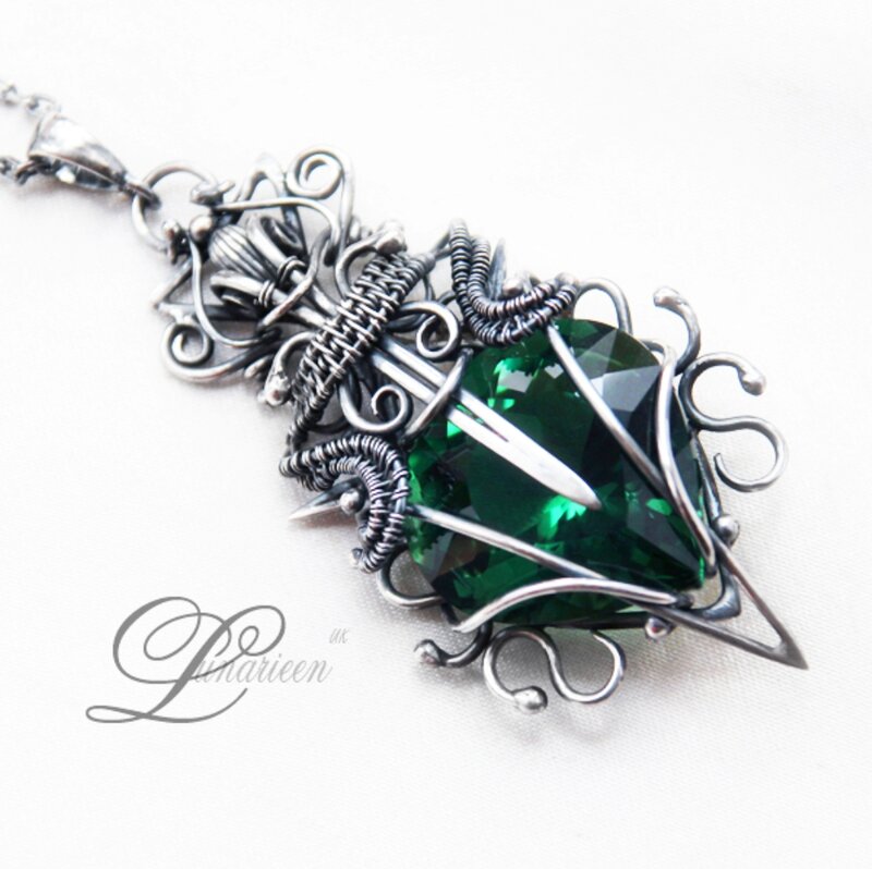 Green Gemstone Pendant — Elegant