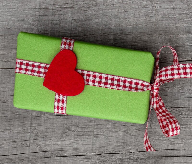 Green Gift Box — Festive, Photograph