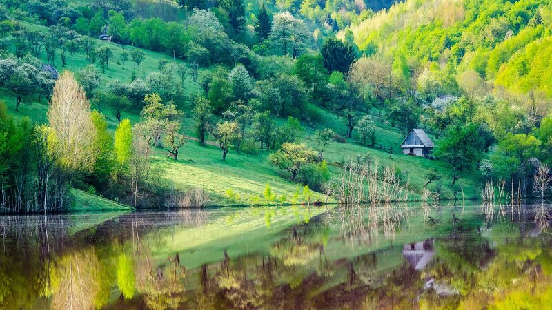 Green Hills and Lake — Serene, Spring