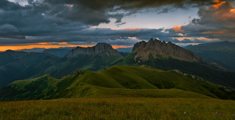 Green Hills and Rocky Mountains — Dramatic